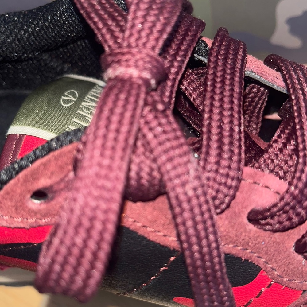Valentino Sneakers - Picture 13 of 14